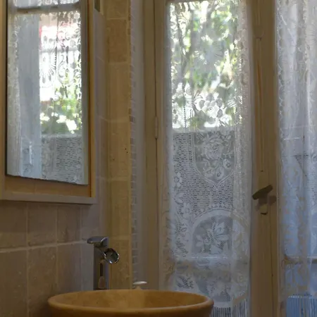 Δωμάτια σε οικογενειακή κατοικία Chambre Galiga *